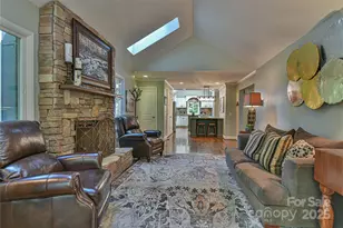 409 N Fork Rd, Black Mountain, NC 28711 - Photo 10