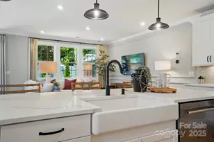 12105 Lavinia Ln, Charlotte, NC 28277 - Photo 6