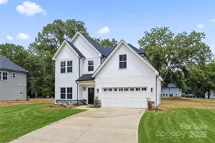 205 Henderson Cir, Harrisburg, NC 28075 - Photo 4