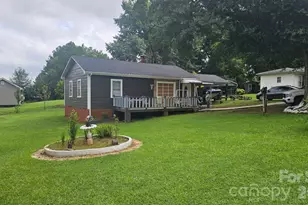 453 Parker Cir, Norwood, NC 28128 - Photo 1