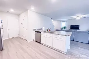 574 Lamorak Pl, Richburg, SC 29729 - Photo 8