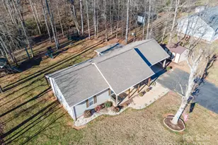 5476 Chestnut Dr, Hickory, NC 28602 - Photo 42