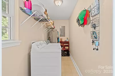 5476 Chestnut Drive, Hickory, NC 28602 - Photo 18