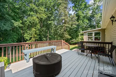 5476 Chestnut Drive, Hickory, NC 28602 - Photo 30