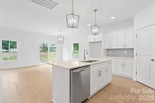 445 Contentment Ct, Kannapolis, NC 28083 - Photo 6