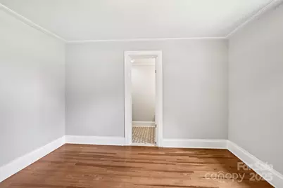 301 E Lee Avenue, Bessemer City, NC 28016 - Photo 30