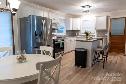 1700 Oakwood Avenue, Kannapolis, NC 28081 - Photo 8