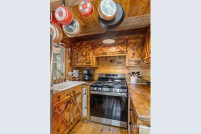 169 Laurel Creek Drive, Hendersonville, NC 28792 - Photo 10