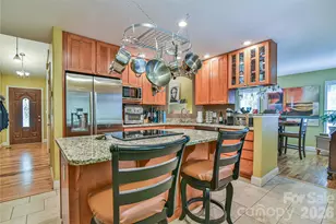 911 Fanning Bridge Rd, Fletcher, NC 28732 - Photo 6