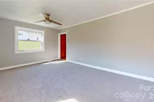 882 Poison Cove Rd, Clyde, NC 28721 - Photo 10