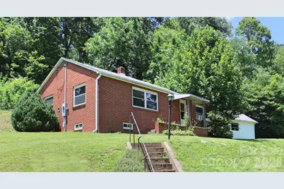 882 Poison Cove Road, Clyde, NC 28721 - Photo 1