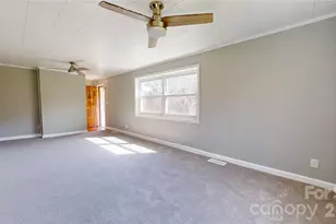 882 Poison Cove Rd, Clyde, NC 28721 - Photo 8