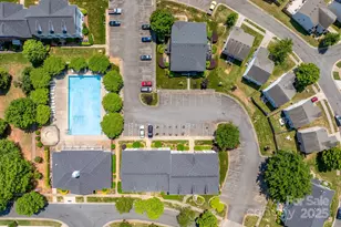 4313 Eaves Ln, Charlotte, NC 28215 - Photo 24