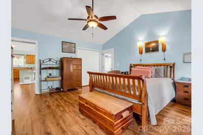27 Gray Wolf Lane, Hendersonville, NC 28792 - Photo 18