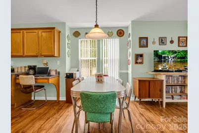 27 Gray Wolf Lane, Hendersonville, NC 28792 - Photo 12