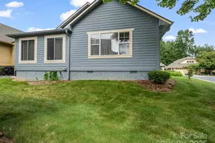 27 Gray Wolf Ln, Hendersonville, NC 28792 - Photo 34