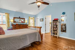 27 Gray Wolf Ln, Hendersonville, NC 28792 - Photo 20