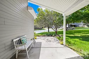 6509 Wealdstone Ct, Mint Hill, NC 28227 - Photo 4