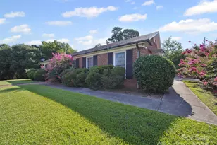 202 Greenwood Ln, Wadesboro, NC 28170 - Photo 2