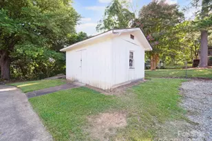 202 Greenwood Ln, Wadesboro, NC 28170 - Photo 36