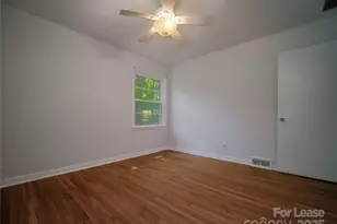 1123 Lynbrook Dr, Charlotte, NC 28211 - Photo 40