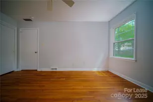 1123 Lynbrook Dr, Charlotte, NC 28211 - Photo 36