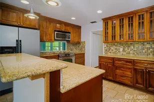 1123 Lynbrook Dr, Charlotte, NC 28211 - Photo 22