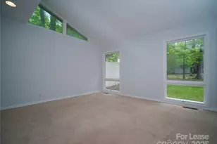 1123 Lynbrook Dr, Charlotte, NC 28211 - Photo 12