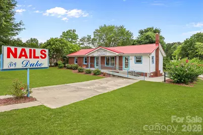 2960 Dale Earnhardt Boulevard, Kannapolis, NC 28083 - Photo 1