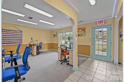 2960 Dale Earnhardt Boulevard, Kannapolis, NC 28083 - Photo 14