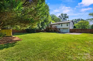 4816 Fairheath Rd, Charlotte, NC 28210 - Photo 32