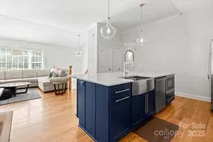 4816 Fairheath Rd, Charlotte, NC 28210 - Photo 16