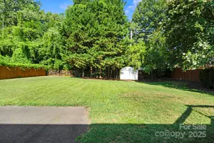 4816 Fairheath Rd, Charlotte, NC 28210 - Photo 34