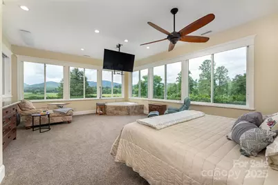 326 Golden Valley Drive, Hendersonville, NC 28792 - Photo 22