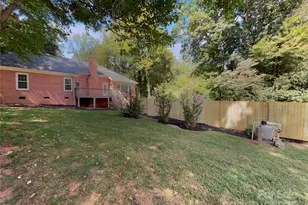 8117 Shannon Woods Ln, Matthews, NC 28104 - Photo 22