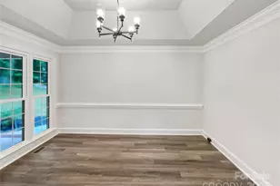 8117 Shannon Woods Ln, Matthews, NC 28104 - Photo 10