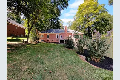 8117 Shannon Woods Lane, Matthews, NC 28104 - Photo 24