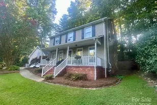 252 Deerfield St SE, Lenoir, NC 28645 - Photo 2