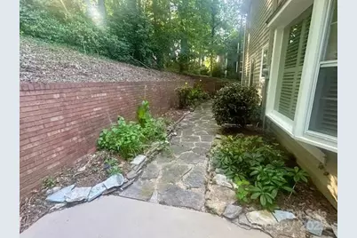 252 Deerfield Street SE, Lenoir, NC 28645 - Photo 4