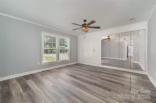 5915 Bluebonnet Rd, Charlotte, NC 28212 - Photo 12