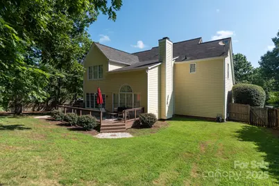 6207 Glencairn Court, Charlotte, NC 28269 - Photo 26