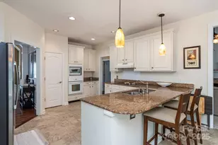 6207 Glencairn Ct, Charlotte, NC 28269 - Photo 10