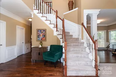 6207 Glencairn Court, Charlotte, NC 28269 - Photo 4