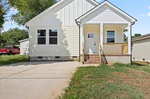 105 Correll St, Salisbury, NC 28144 - Photo 2