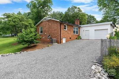 1071 12th Avenue NW, Hickory, NC 28601 - Photo 26