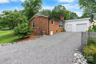 1071 12th Ave NW, Hickory, NC 28601 - Photo 26