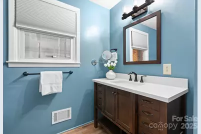 1071 12th Avenue NW, Hickory, NC 28601 - Photo 18