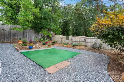 1071 12th Avenue NW, Hickory, NC 28601 - Photo 34