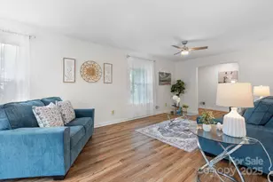 1071 12th Ave NW, Hickory, NC 28601 - Photo 6