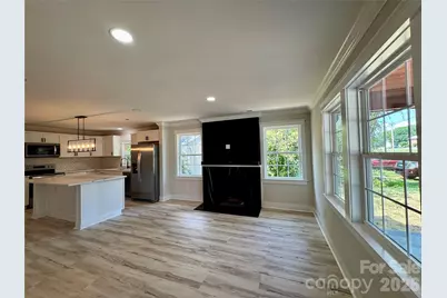 142 S Morrow Avenue, Albemarle, NC 28001 - Photo 6